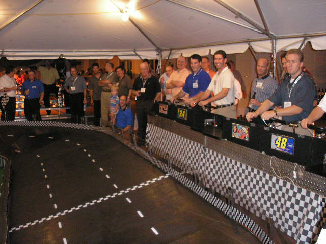 crowd get into the race